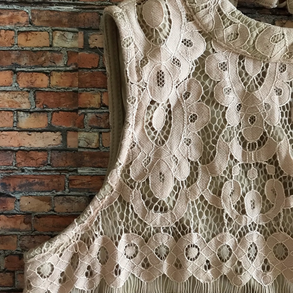 Dress - Picture 5 of 5
